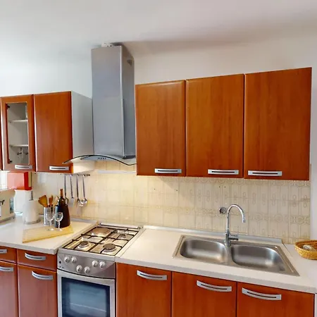 Old Town St Euphemia Vista Apartment